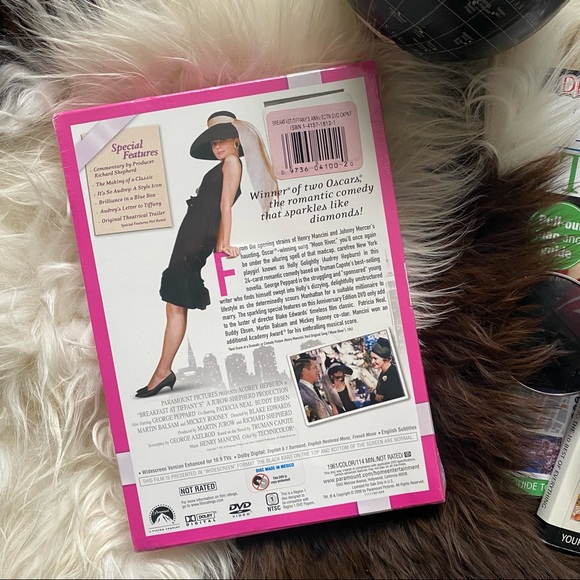 BREAKFAST AT TIFFANY’S (SEALED) New in Box Anniversary Edition DVD - Picture 2 of 5